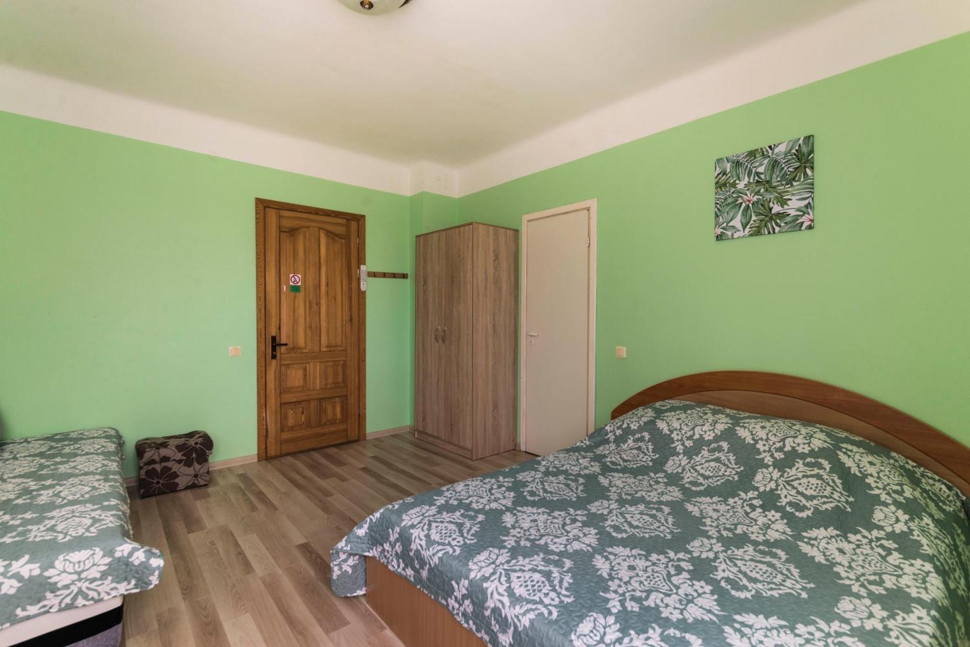 Neringa Guest House Połąga Pokój zdjęcie
